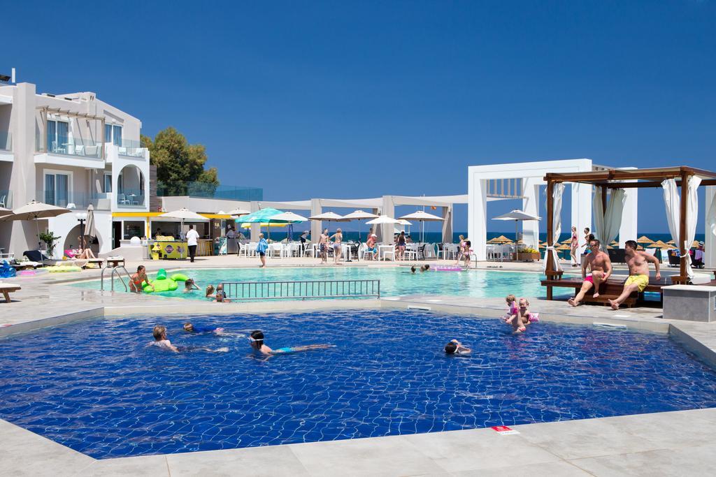 פלטניאס Santa Helena Beach Resort מראה חיצוני תמונה