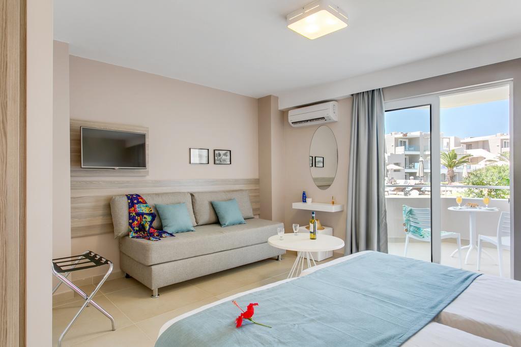 פלטניאס Santa Helena Beach Resort חדר תמונה