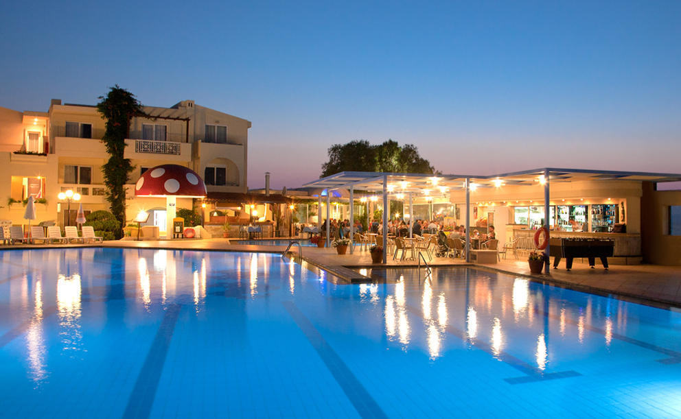 פלטניאס Santa Helena Beach Resort מראה חיצוני תמונה