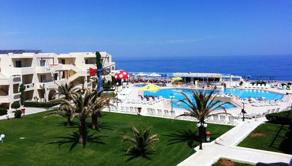 פלטניאס Santa Helena Beach Resort מראה חיצוני תמונה